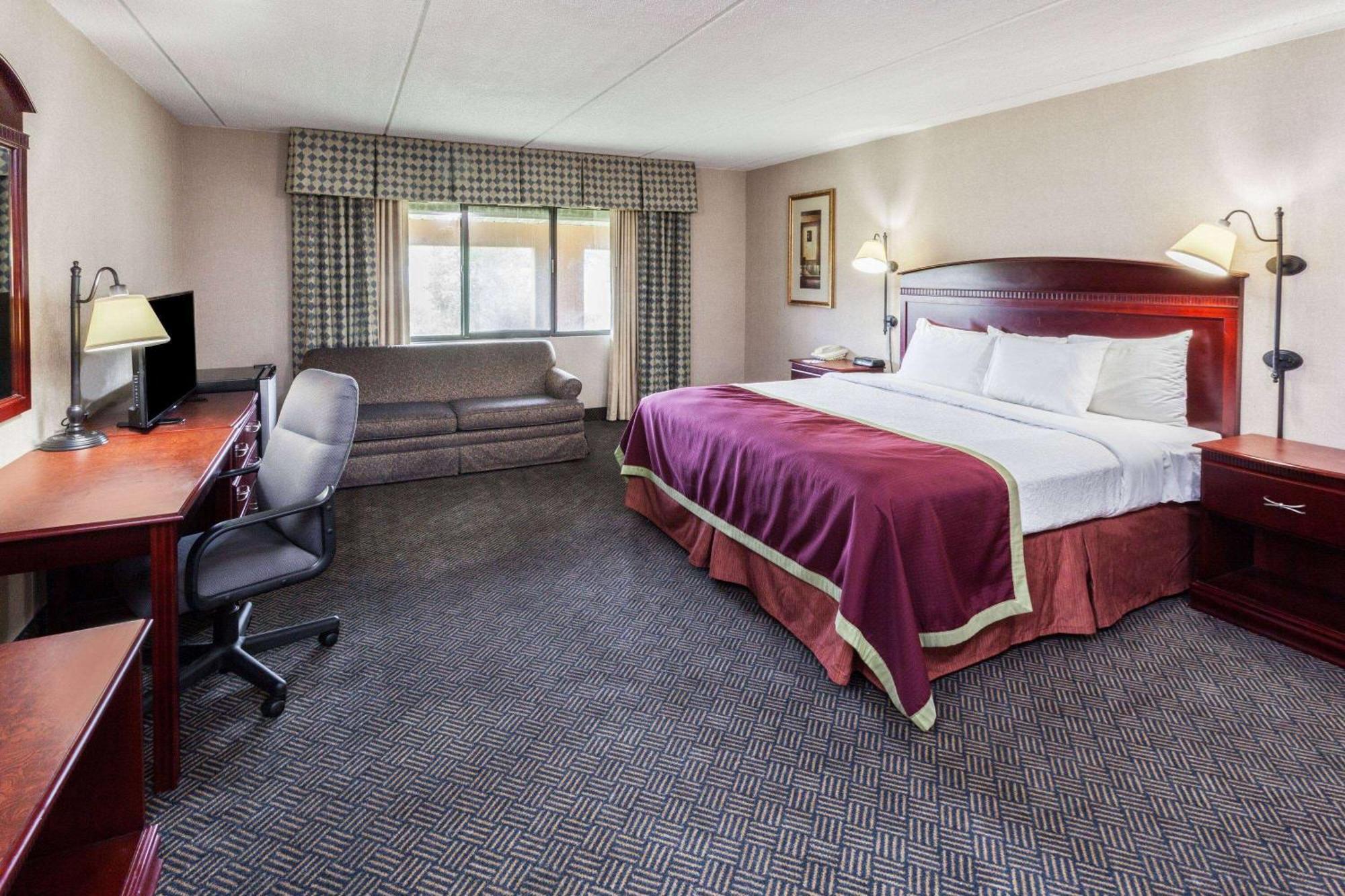 Baymont By Wyndham Michigan City Exterior photo
